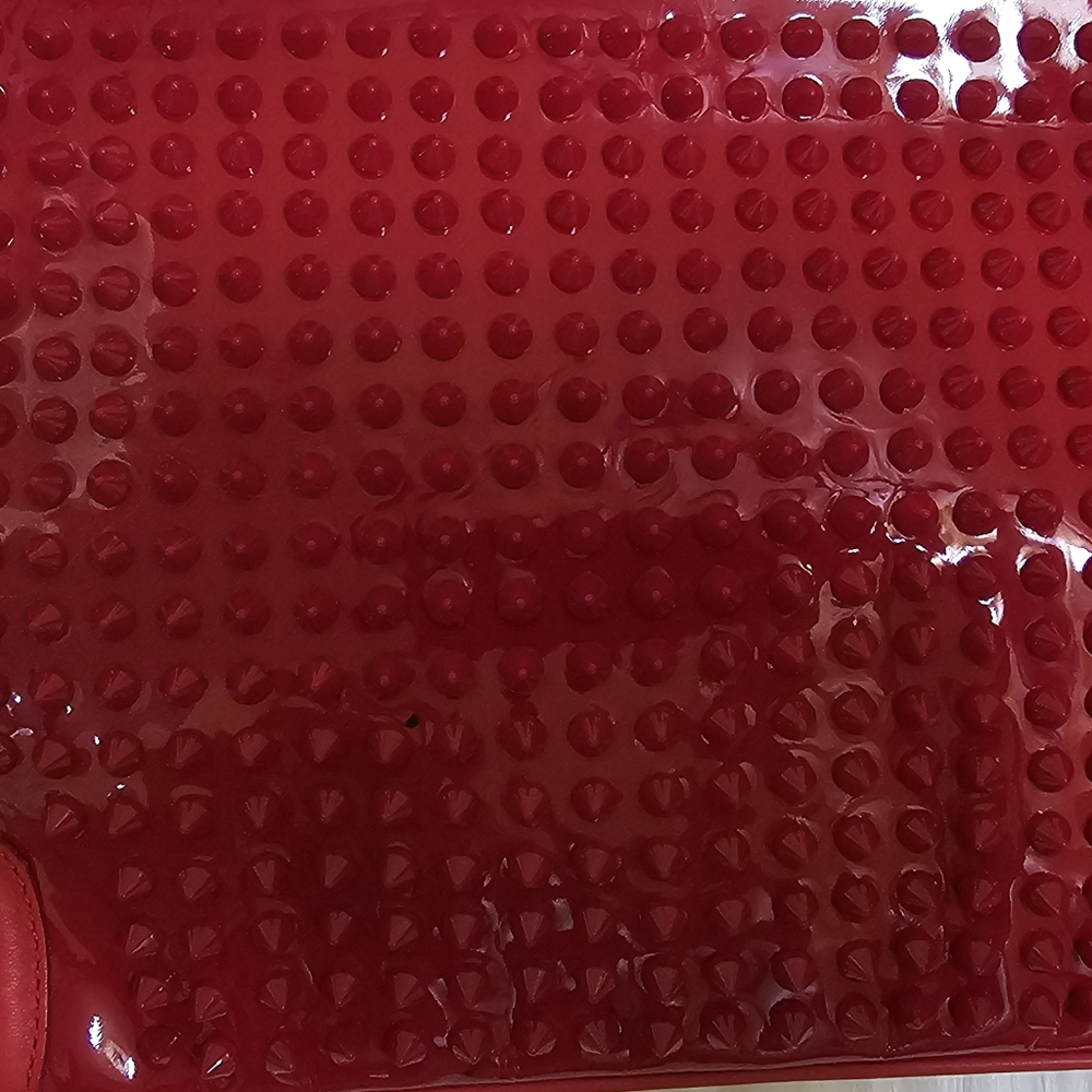 CHRISTIAN LOUBOUTIN Red Patent Leather Loubiposh Spiked Clutch Bag - Picture 17 of 17